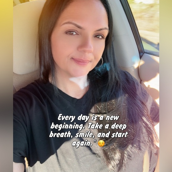 Meet your Posher, Jen - Picture 1 of 1